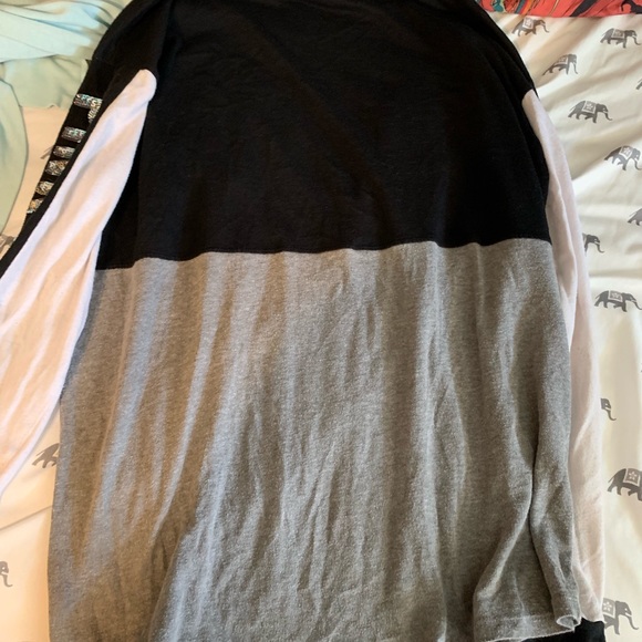 Victoria’s Secret pink long sleeve - Picture 2 of 4